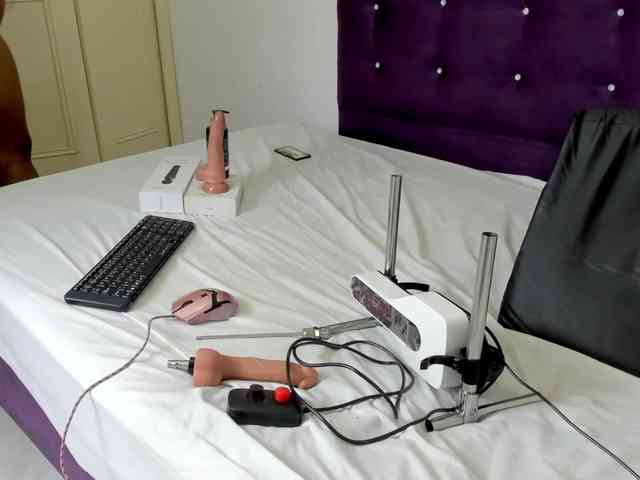 yourwife-anna webcam