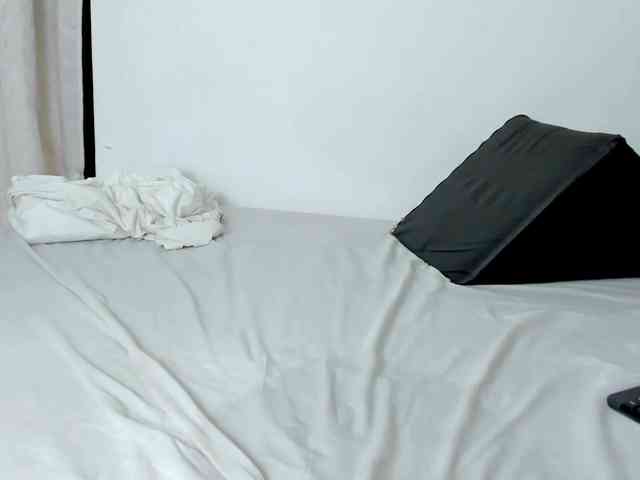 yourwife-anna webcam