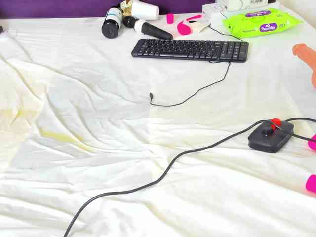 yourwife-anna webcam