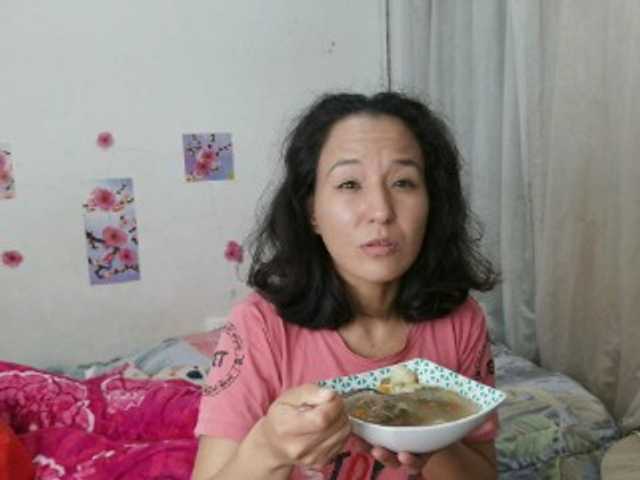 Natzuchoi's BongaCams show and profile