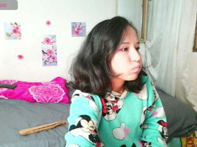 Natzuchoi's BongaCams show and profile