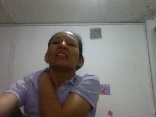 Natzuchoi's BongaCams show and profile