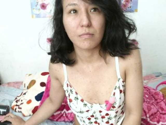 Natzuchoi's BongaCams show and profile