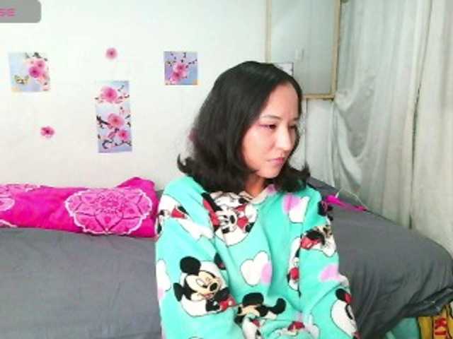 Natzuchoi's BongaCams show and profile