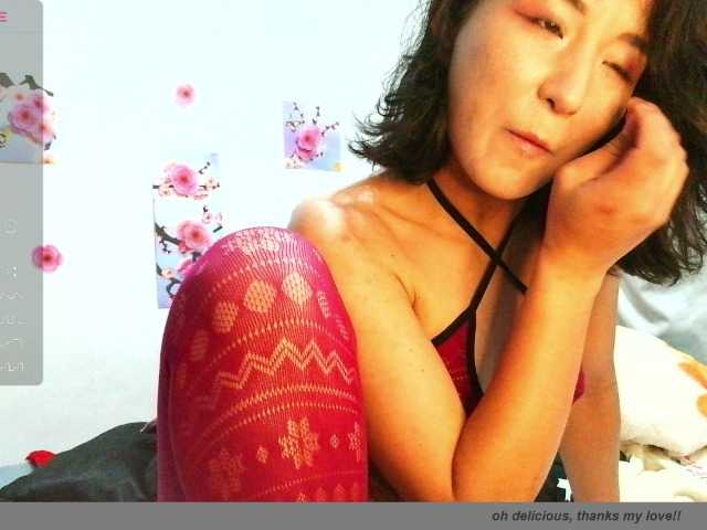 Natzuchoi's BongaCams show and profile