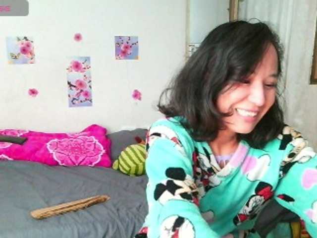 Natzuchoi's BongaCams show and profile