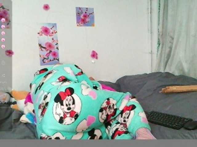 Natzuchoi's BongaCams show and profile