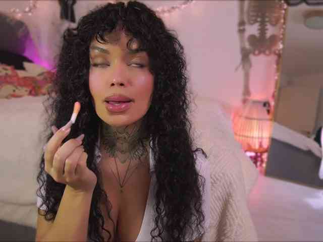 BriannaMoon webcam