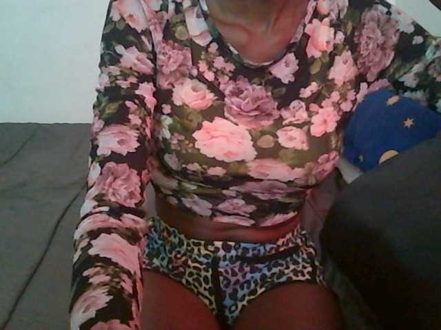 LunaAdut webcam bongacams model stream image