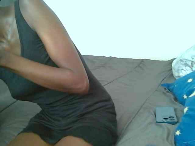LunaAdut webcam