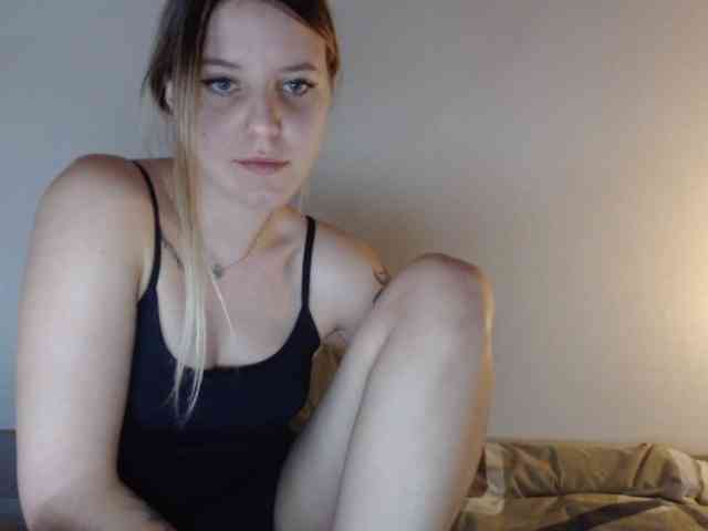sweetieronii webcam