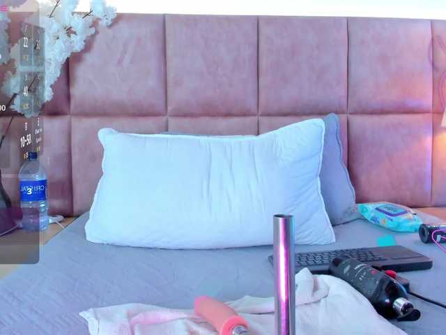 GabbieBenson's BongaCams show and profile