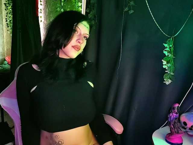 Harakassi's BongaCams show and profile