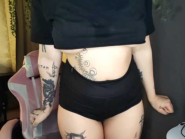 Harakassi's BongaCams show and profile