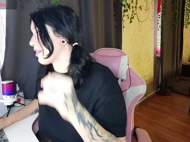 Harakassi's BongaCams show and profile