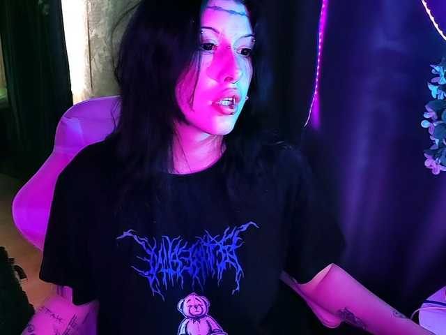 Harakassi's BongaCams show and profile