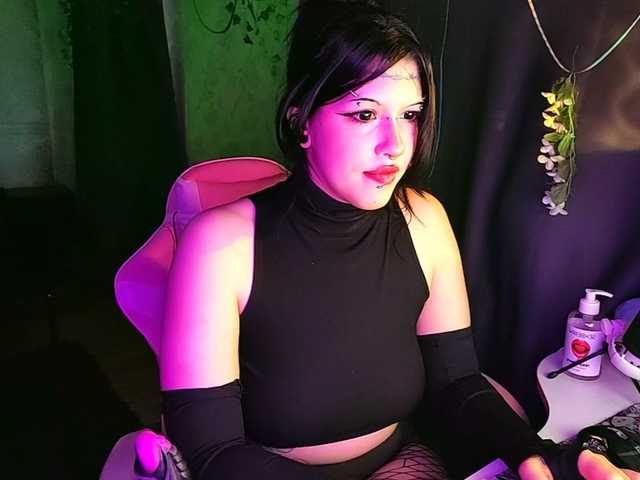 Harakassi's BongaCams show and profile