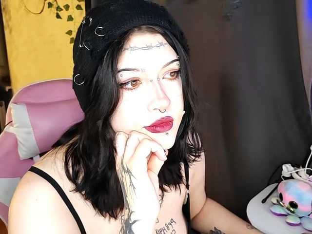 Harakassi's BongaCams show and profile