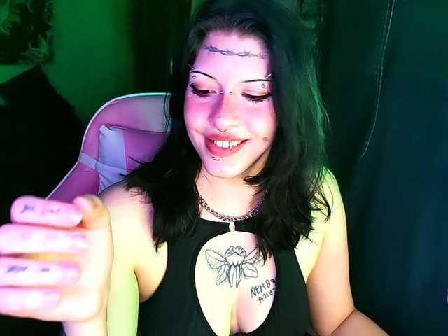 Harakassi's BongaCams show and profile