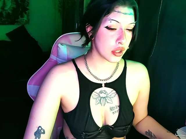 Harakassi's BongaCams show and profile