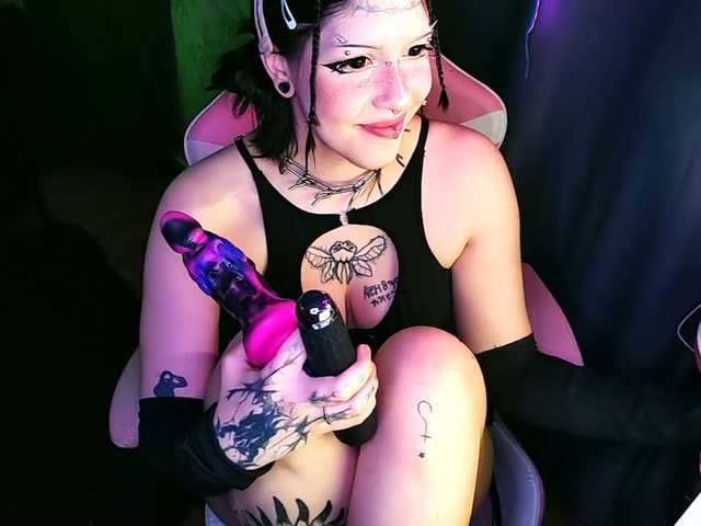 Harakassi's BongaCams show and profile