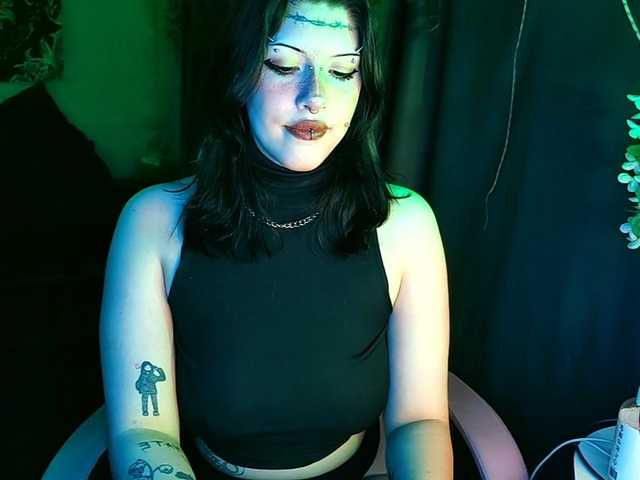 Harakassi's BongaCams show and profile