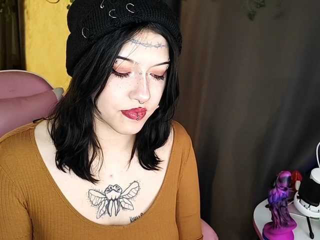 Harakassi's BongaCams show and profile