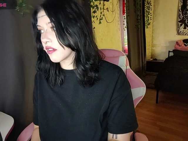 Harakassi's BongaCams show and profile