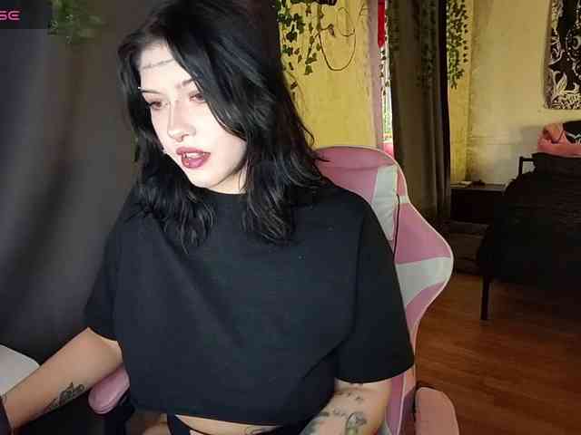 Harakassi Live Webcam on BongaCams