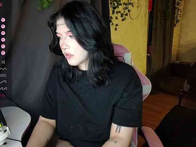 Harakassi Live Webcam on BongaCams