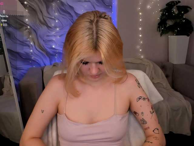 Kati-Li's BongaCams show and profile