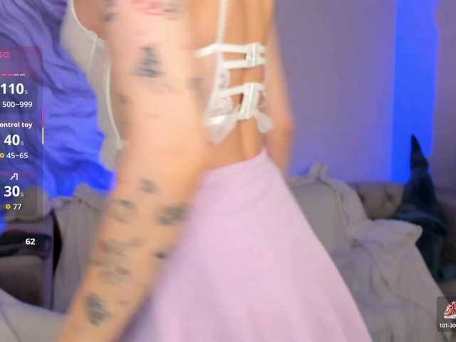 Kati-Li's BongaCams show and profile