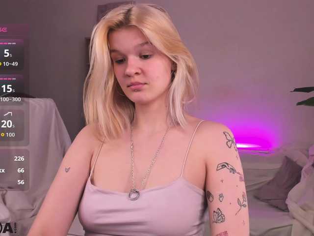 Kati-Li's BongaCams show and profile