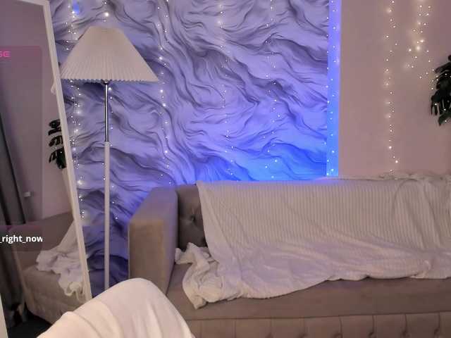 Kati-Li's BongaCams show and profile