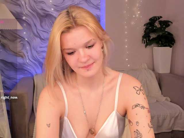 Kati-Li's BongaCams show and profile