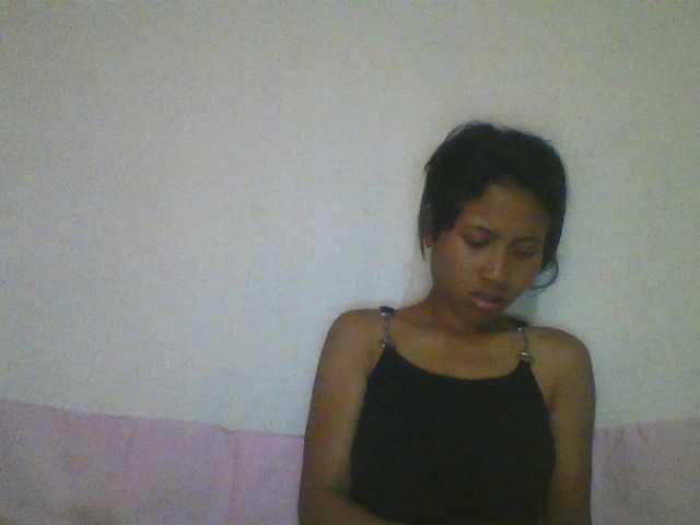 YoungNatie's BongaCams show and profile