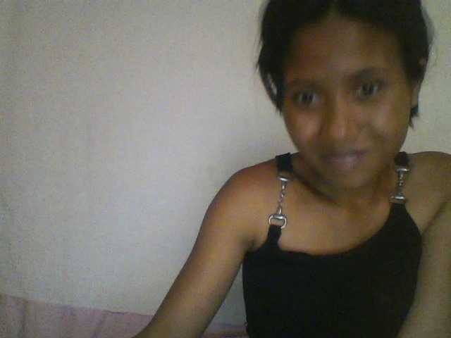 YoungNatie's BongaCams show and profile