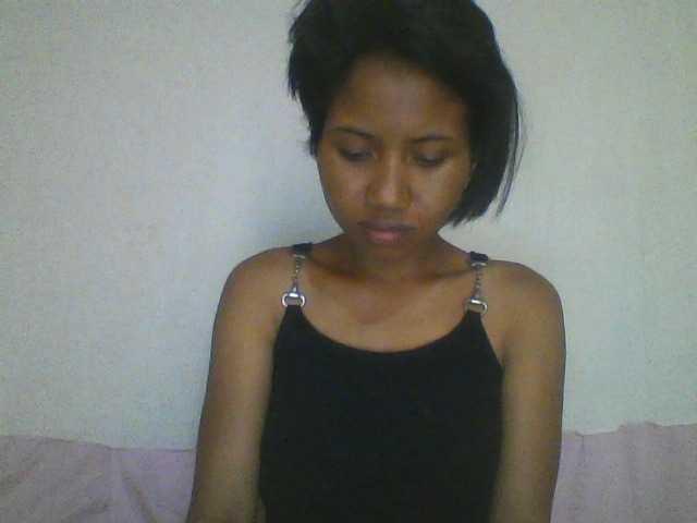 YoungNatie's BongaCams show and profile