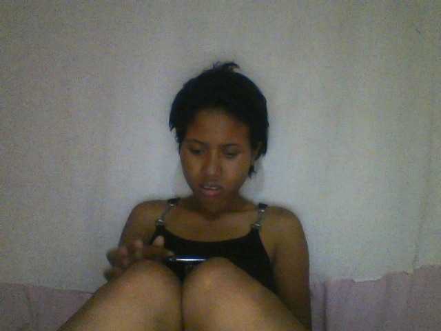 YoungNatie's BongaCams show and profile