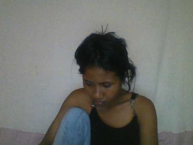 YoungNatie's BongaCams show and profile