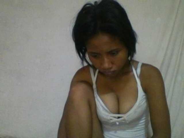 YoungNatie's BongaCams show and profile