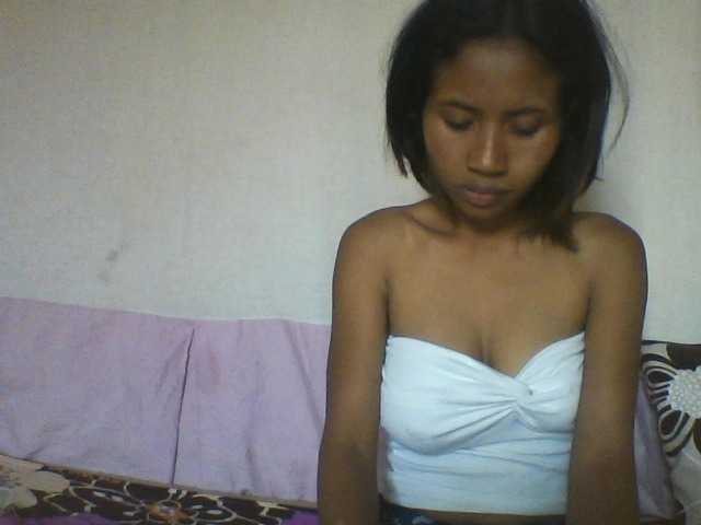 YoungNatie webcam bongacams model stream image