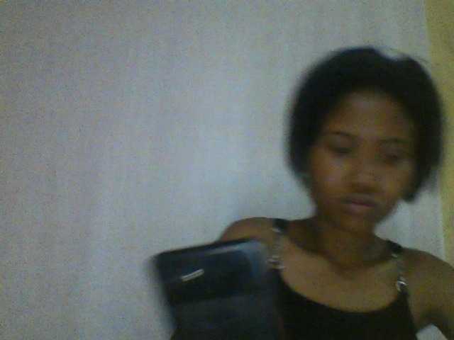 YoungNatie's BongaCams show and profile