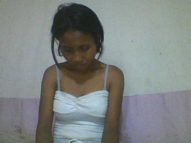 YoungNatie's BongaCams show and profile