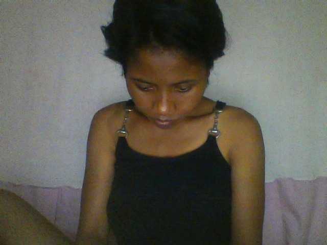 YoungNatie's BongaCams show and profile