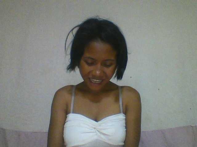 YoungNatie webcam bongacams model stream image