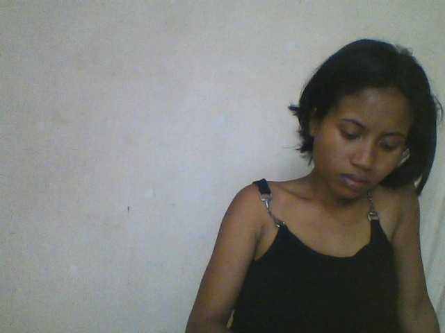 YoungNatie's BongaCams show and profile