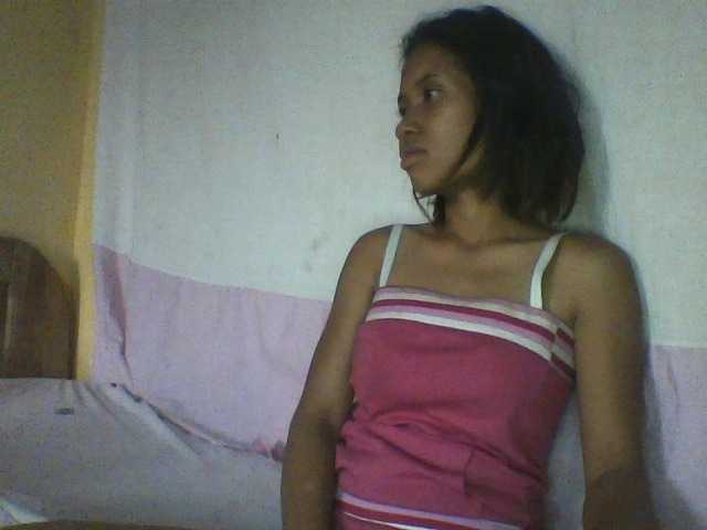 YoungNatie webcam bongacams model stream image
