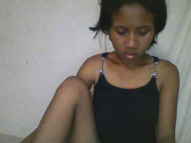 YoungNatie's BongaCams show and profile