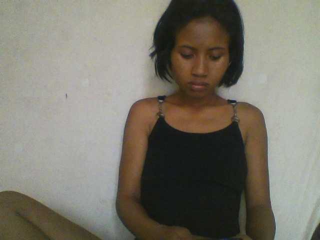 YoungNatie's BongaCams show and profile